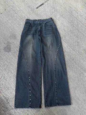 다크 블루 와이드 레그 데님 팬츠 Y2K 스터드 가공