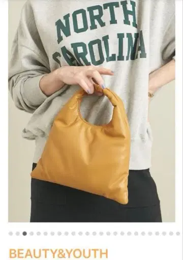 푸크 트라이앵글 숄더백 - 2WAY 유나이티드 애로우즈