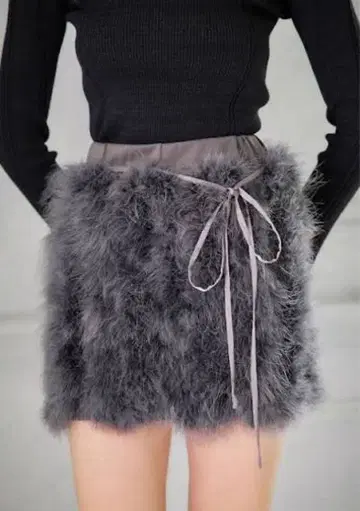 Riu Feather short skirt