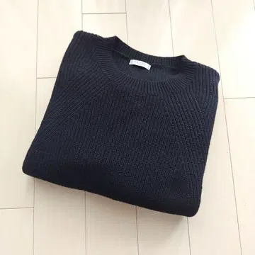 새상품급 [ ADORE / 어도어 ] 크루넥 리브 니트 블랙