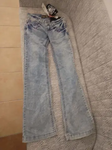 RIOBERA 리오베라 사이즈 24 자수 스트레이트? 부츠컷? 데님