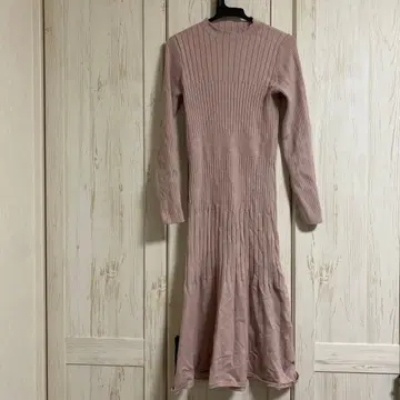 [ 익명 배송 ] 머큐리 듀오 니트 롱 원피스 핑크 베이지 F 사이즈