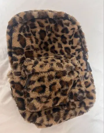 레오파드 레오파드 무늬 퍼 백팩