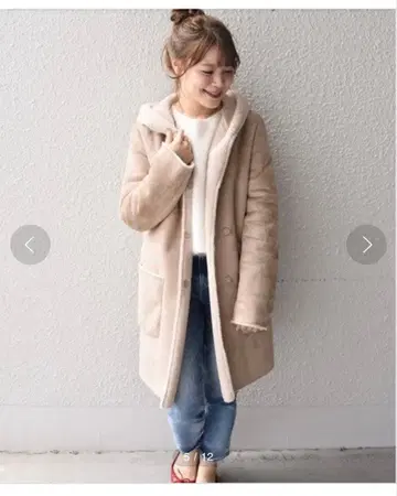 SHIPS 페이크 무스탕 푸드코트