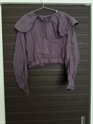 itofukuoka ito fukuoka 프릴 칼라 상의