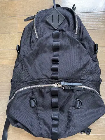 LORINZA 블랙 백팩