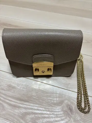 FURLA 훌라 메트로폴리스 숄더백