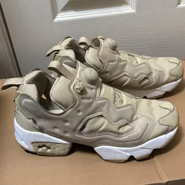 리복 인스타펌프 퓨리 베이지