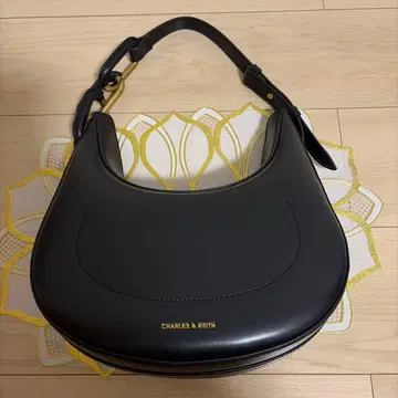 Kora 코라 메탈릭 악센트 문 백