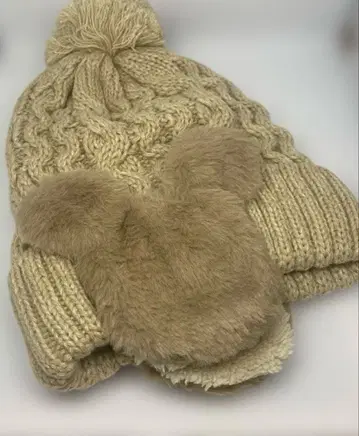 택 포함 미사용 새상품 미키 니트 모자 베이지