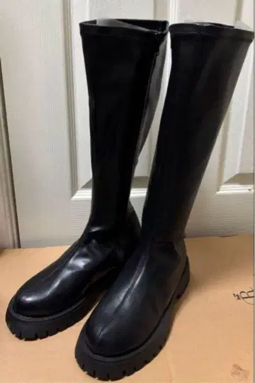 로페피크닉 블랙 롱 부츠