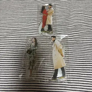 사랑의 불시착 흔들흔들 아크릴 스탠드 리정혁 윤세리