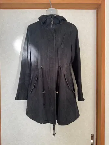 토네이도 마트 팜 코트 미들 기장 스웨이드