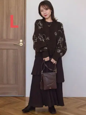 시마무라 yumi 꽃 패턴 자카드 니트 브라운 L 온라인 한정판