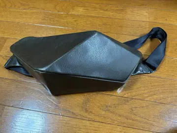 GEMER 제머 바디백 S 사이즈 크리스탈 네이비