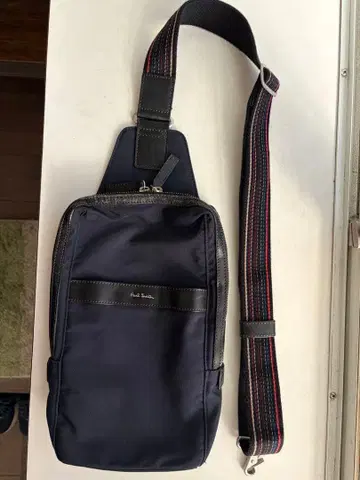 Paul Smith 네이비 바디백