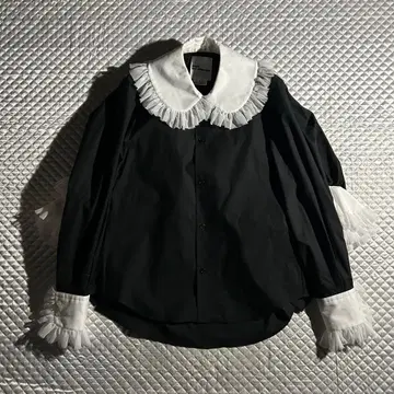 AD2023 24SS 프릴 둥근 카라 블라우스 블랙