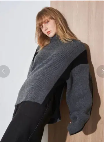 [ 새상품급 ] ELENDEEK 바이컬러 라인 니트