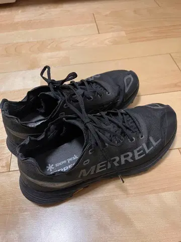 스노우피크 x 메렐 스니커즈