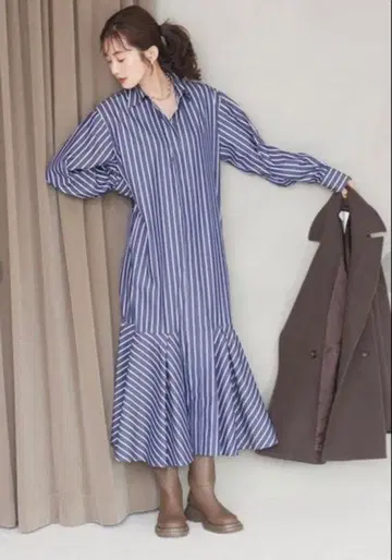 [ 새상품급 ] emmi 스트라이프 셔츠 원피스