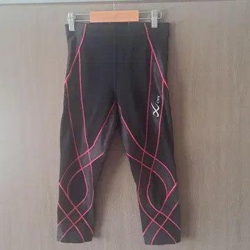 CW-X 블랙/레드 스패츠