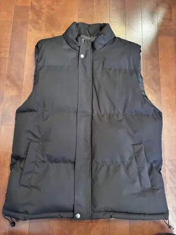 블랙 다운 베스트