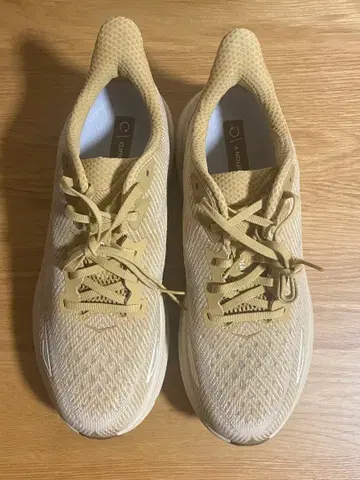 HOKA M CLIFTON 9 베이지 계열 28.5 미사용 새상품 호카