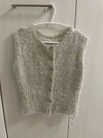 CAPRICIEUX LE'MAGE 스팽글 페더 베스트