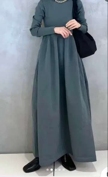 apart by lowrys 홀 가먼트 니트 원피스