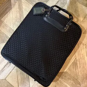 블랙 퀼팅 일본 의류용 가방