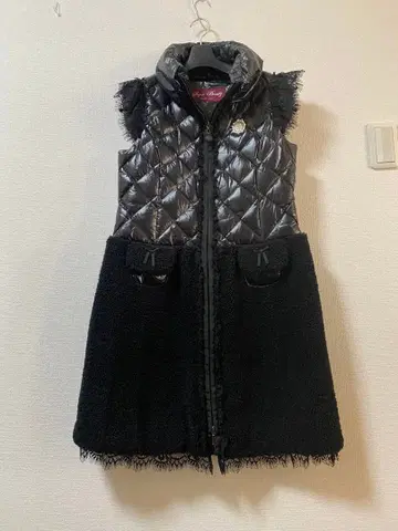 [새상품급] Super Beauty 블랙 퀼팅 다운 베스트 40