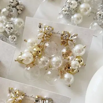 새상품급 귀걸이 clochette bukubuku 웨딩 펄 골드