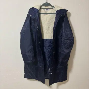 FILA 네이비 충전솜 코트