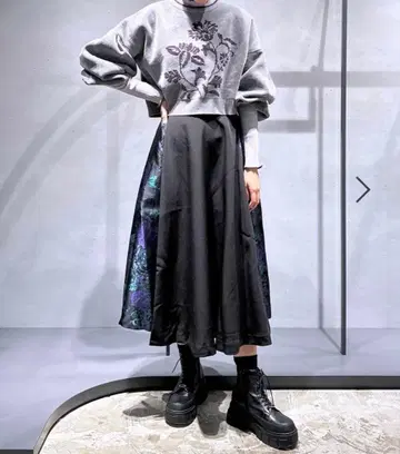 [ 미개봉 미사용 ] 플라워 몰 니트 풀오버