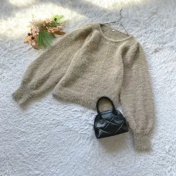 고품질 (L) 샤기 니트 스웨터 긴팔 세탁 가능 보송보송 돌려입기 겨울