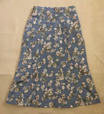 인덱스 스카 꽃무늬