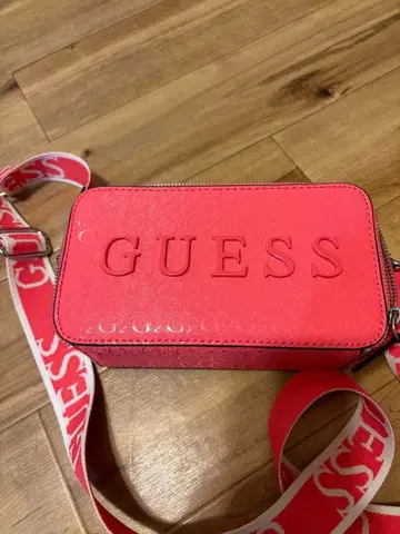 GUESS 핑크 숄더백