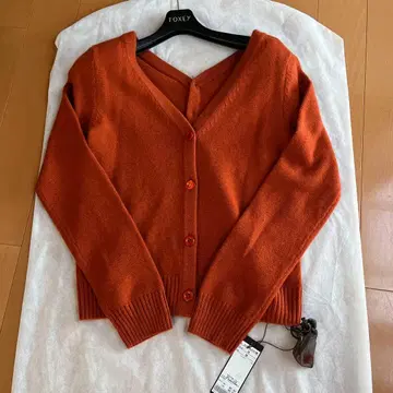 미사용 새상품 FOXEY 이탈리아제 캐시미어 가디건