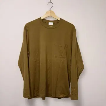 handvaerk 긴팔 티셔츠 M 카키 새상품 포켓 포함