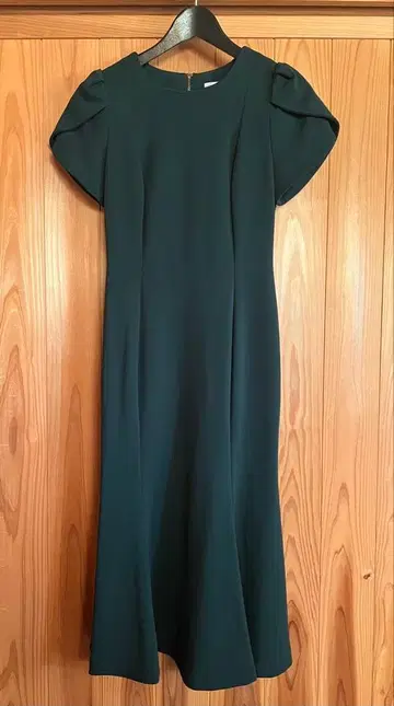 캘빈클라인 다크 그린 반팔 드레스 사이즈 2