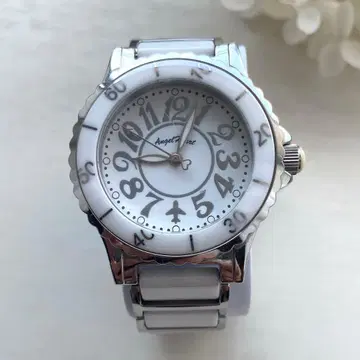 엔젤하트 세라믹 벨트 화이트 아날로그 시계