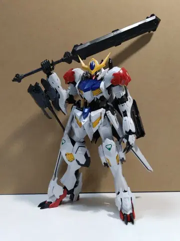 MG 1/100 건담 발바토스 루푸스