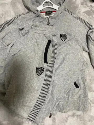 EA7 엠포리오 아르마니 그레이 후드 부착 후드티 셋업 L 사이즈