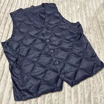 인기 SHIPS TAION 콜라보 다운 베스트 네이비