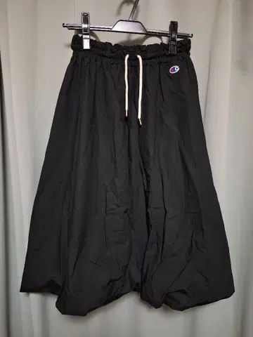 Champion 벌룬 스커트