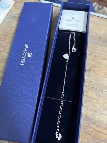 미사용 새상품 Swarovski 실버 팔찌