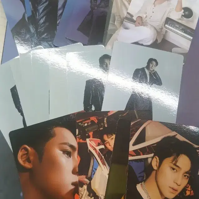 세븐틴(포카 포함)(CD없음)