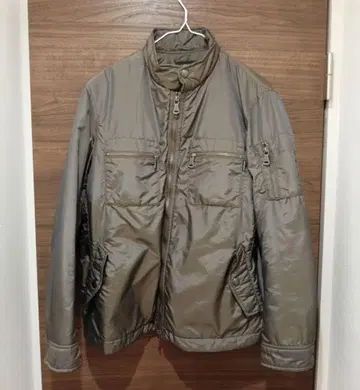 레어 캘빈클라인 카키 나일론 자켓 남성용