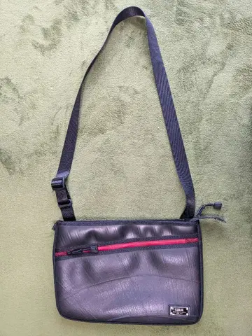 SEAL 숄더백 블랙 레드