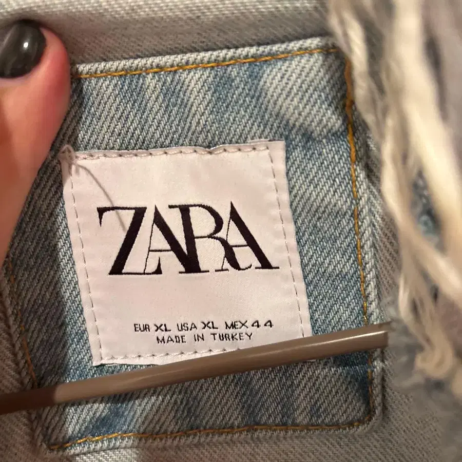 3번째 상품 이미지